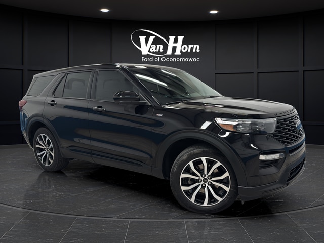 2022 Ford Explorer ST-LINE 4WD's photo