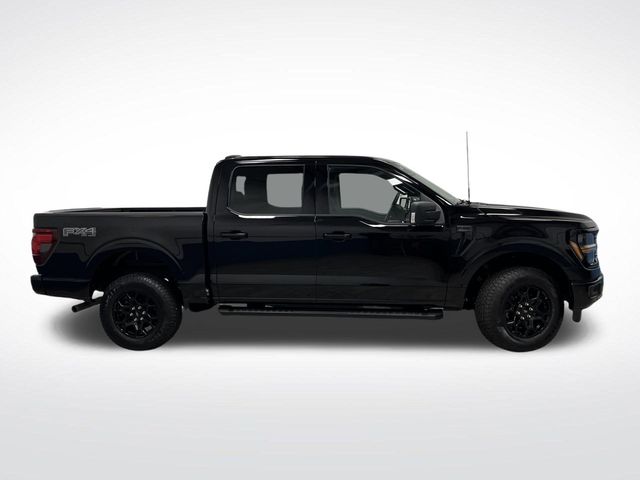 2024 Ford F-150 XLT photo 2