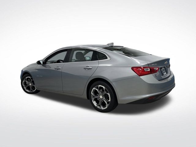 2024 Chevrolet Malibu 1LT photo 3