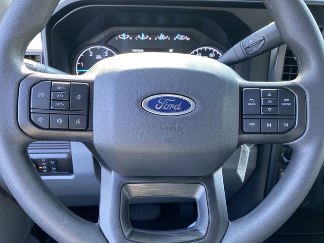 2026 Ford F-350 Super Duty XL - Photo 16