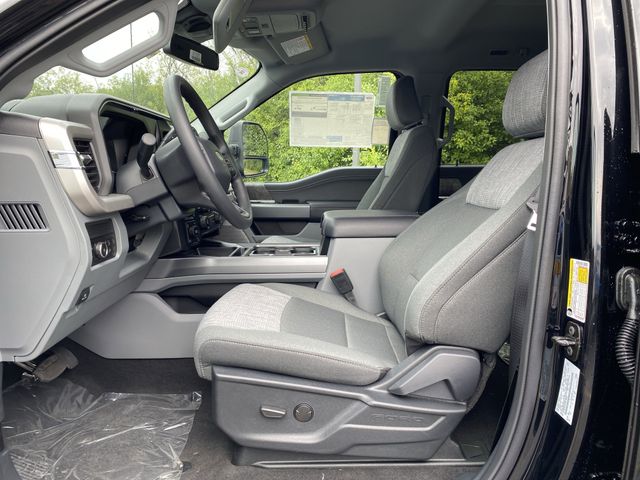 2026 Ford F-250 photo 4