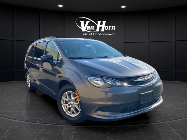2021 Chrysler Voyager