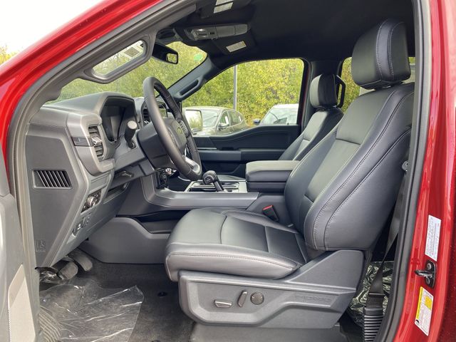 2025 Ford F-150 XLT photo 4