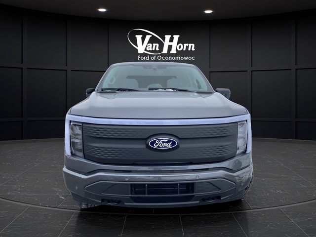 2025 Ford F-150 Lightning Flash - Photo 11