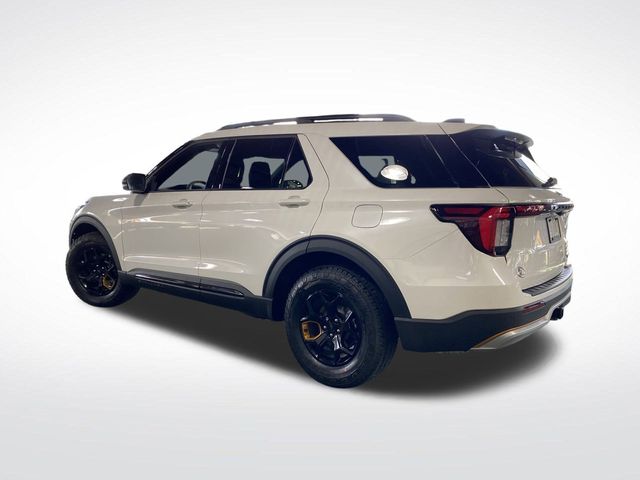 2026 Ford Explorer photo 3
