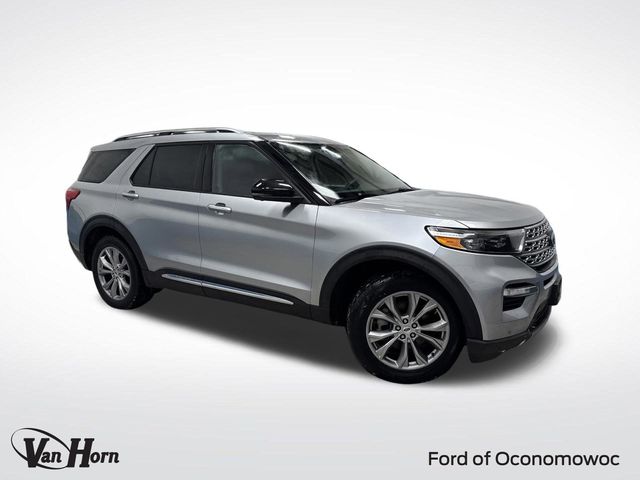 2023 Ford Explorer Limited's photo