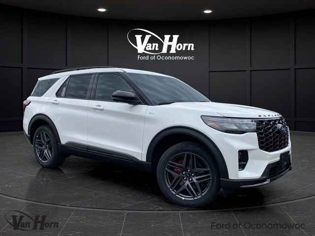 2026 Ford Explorer ST-LINE's photo