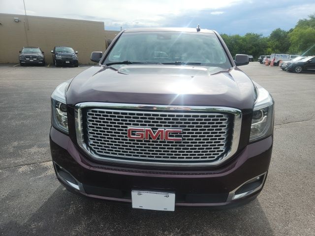 Used 2017 GMC Yukon XL Denali with VIN 1GKS2HKJ2HR351270 for sale in Oconomowoc, WI