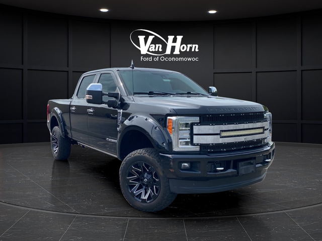 2019 Ford F-250 Platinum 4x4 Crew Cab 8' Box's photo