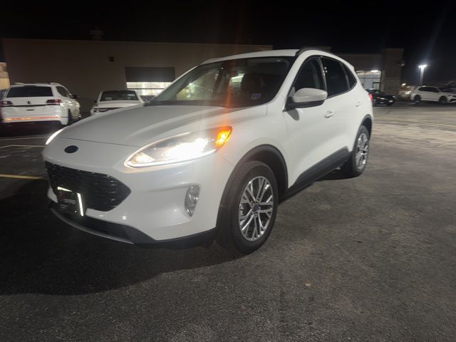 2022 Ford Escape SEL photo 2