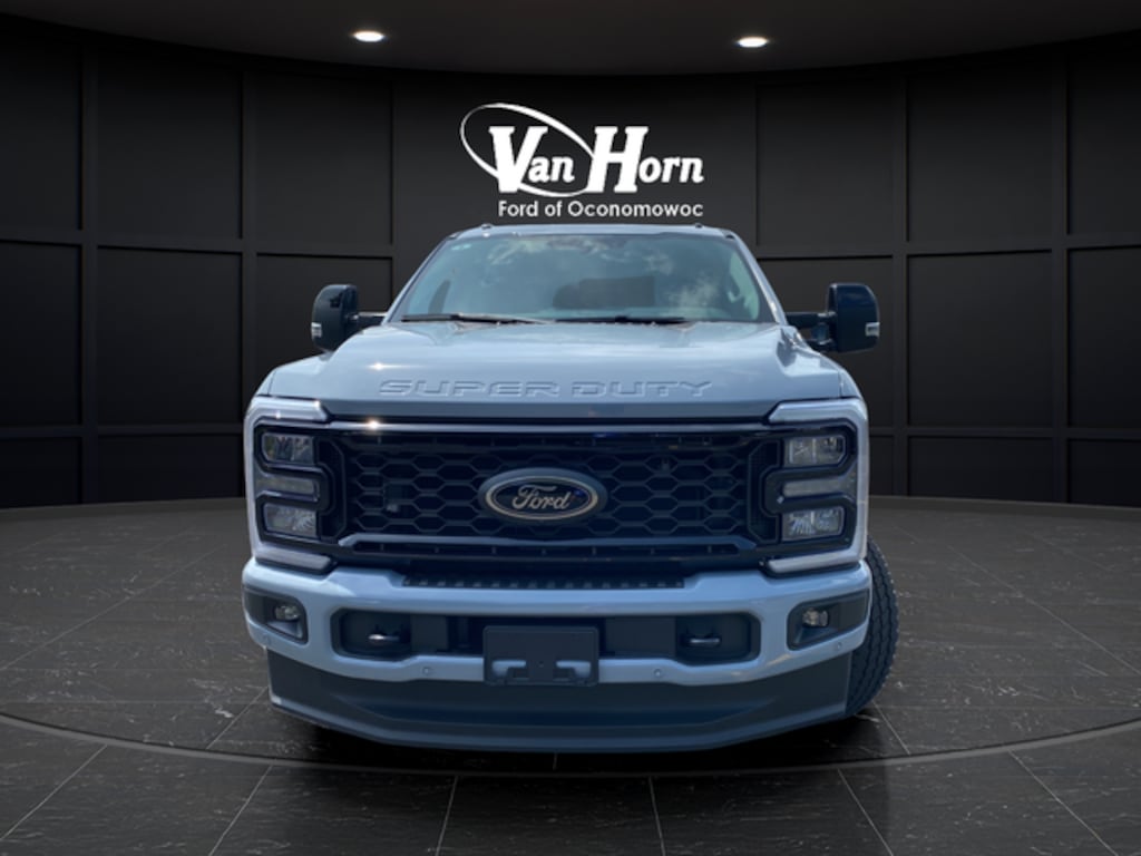 New 2026 Ford F-250SD Lariat Truck