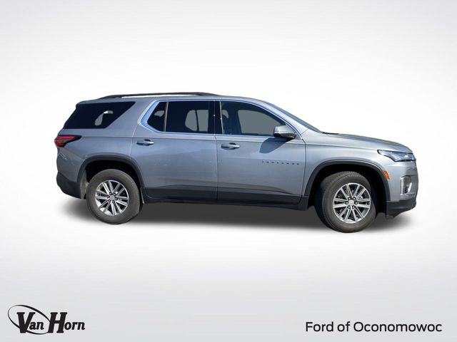 Used 2023 Chevrolet Traverse 1LT with VIN 1GNEVGKW7PJ256200 for sale in Oconomowoc, WI