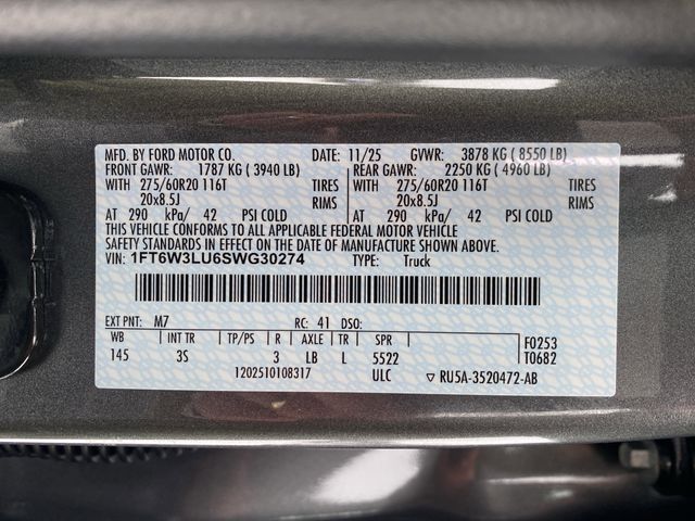 2025 Ford F-150 Lightning Flash - Photo 36