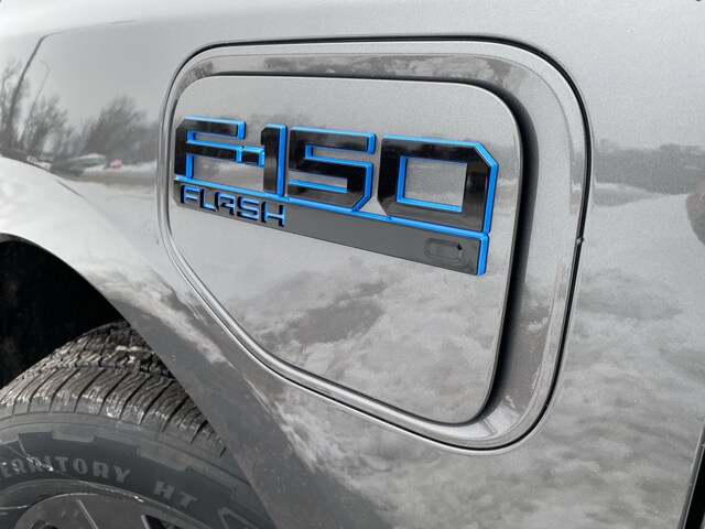 2025 Ford F-150 Lightning Flash - Photo 34