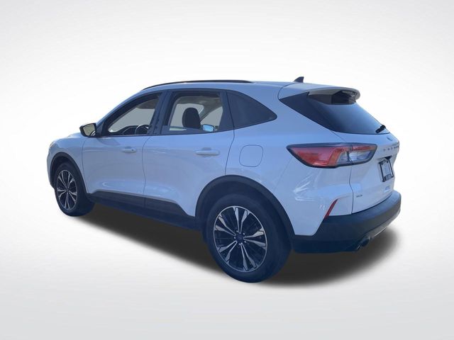 2022 Ford Escape SE photo 3