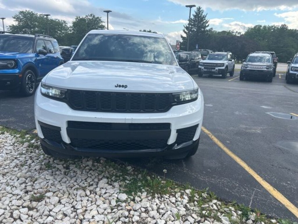 Used 2021 Jeep Grand Cherokee L Altitude SUV