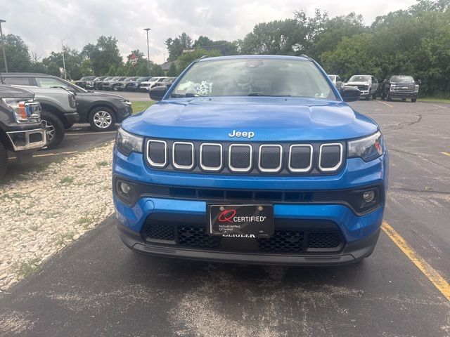 2022 Jeep Compass Latitude Lux Altitude photo 2