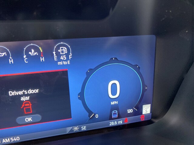 2025 Ford F-150 XLT - Photo 6