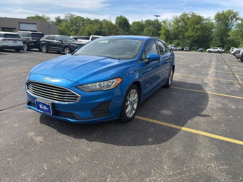 Used 2019 Ford Fusion Hybrid SE Sedan
