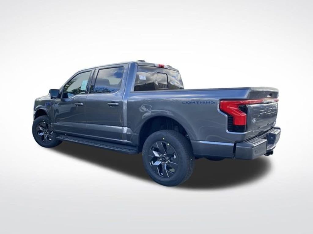 New 2025 Ford F-150 Lightning Lariat Truck