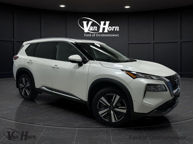 2023 Nissan Rogue SL's photo