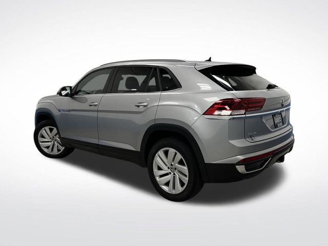 2022 Volkswagen Atlas Cross Sport SE Technology photo 2