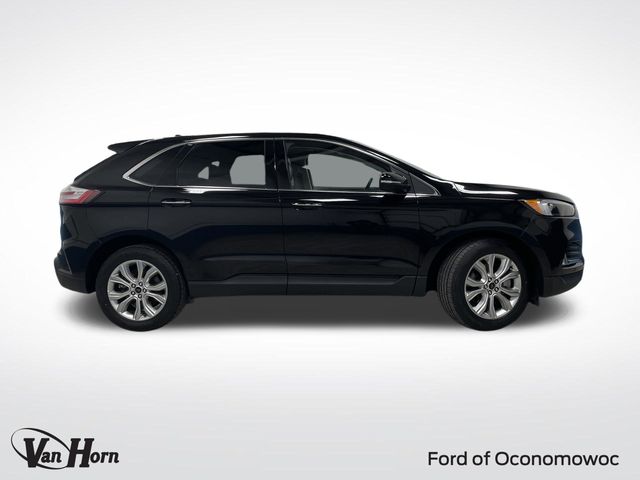 Used 2023 Ford Edge Titanium with VIN 2FMPK4K91PBA29782 for sale in Oconomowoc, WI