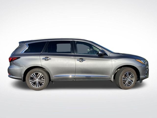 Used 2019 INFINITI QX60 LUXE with VIN 5N1DL0MM4KC516719 for sale in Oconomowoc, WI
