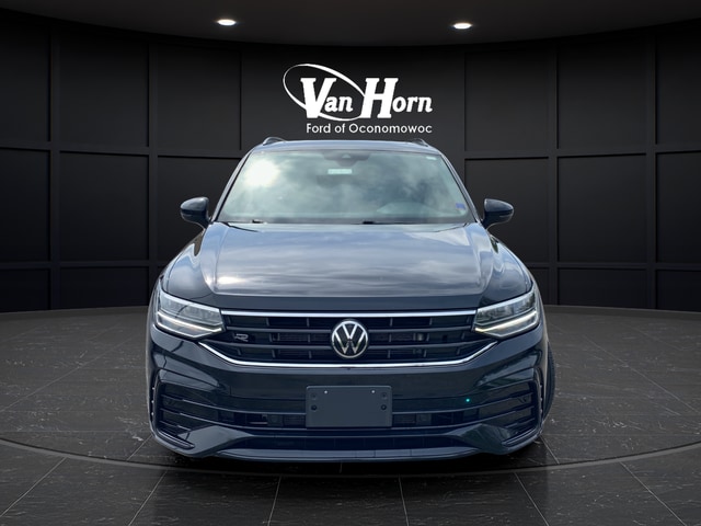 3VV8B7AX2NM014795