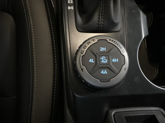 2025 Ford Bronco 4-Door Outer Banks - Photo 20