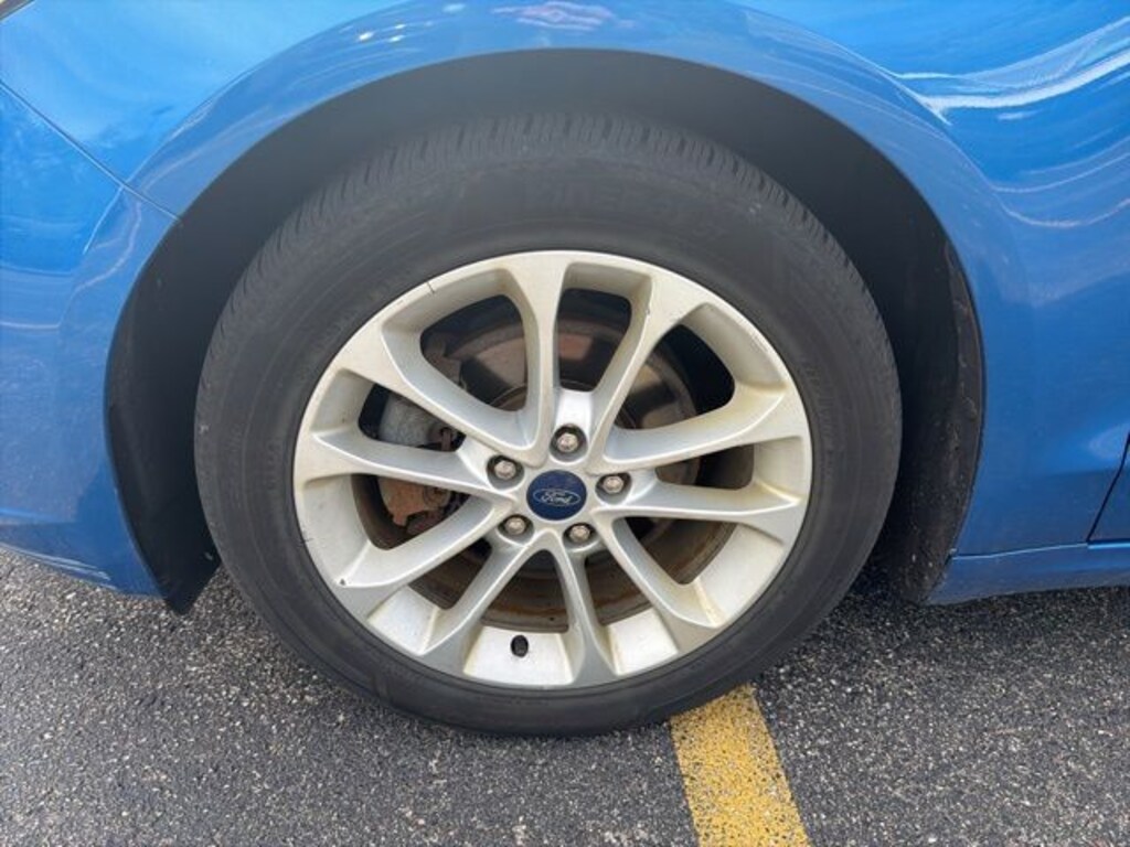 Used 2019 Ford Fusion Hybrid SE Sedan