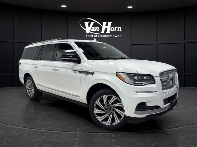 2023 Lincoln Navigator L