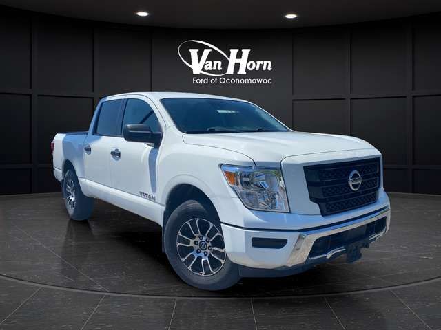  Nissan Titan
