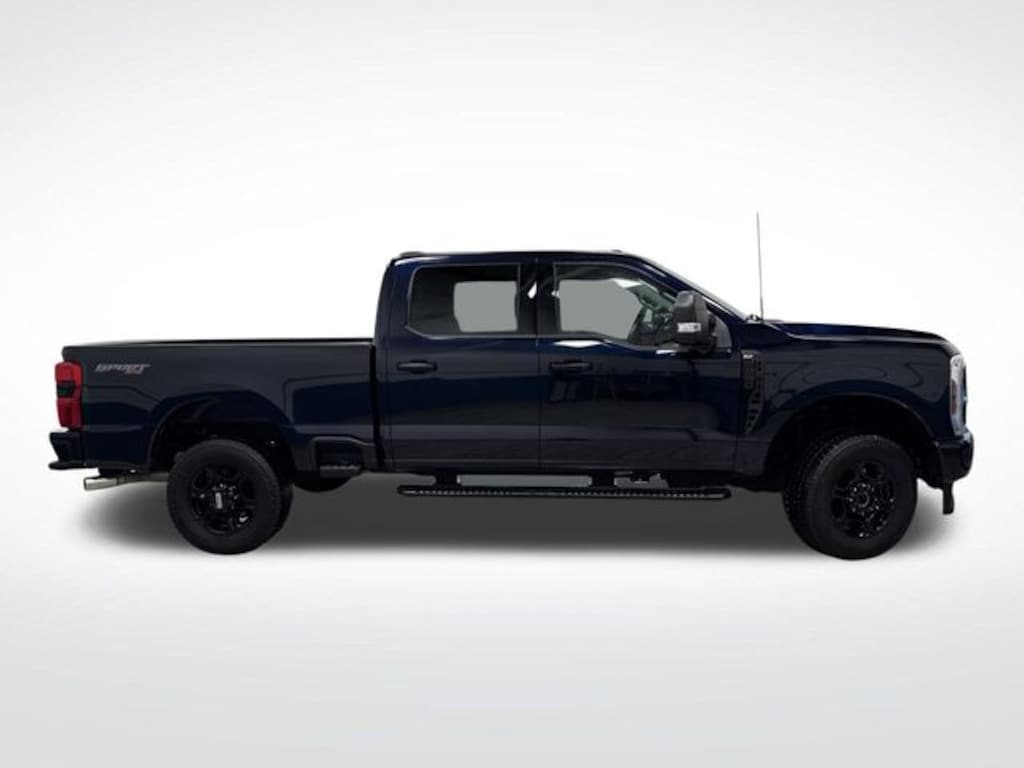 Used 2024 Ford F-250SD XLT Truck