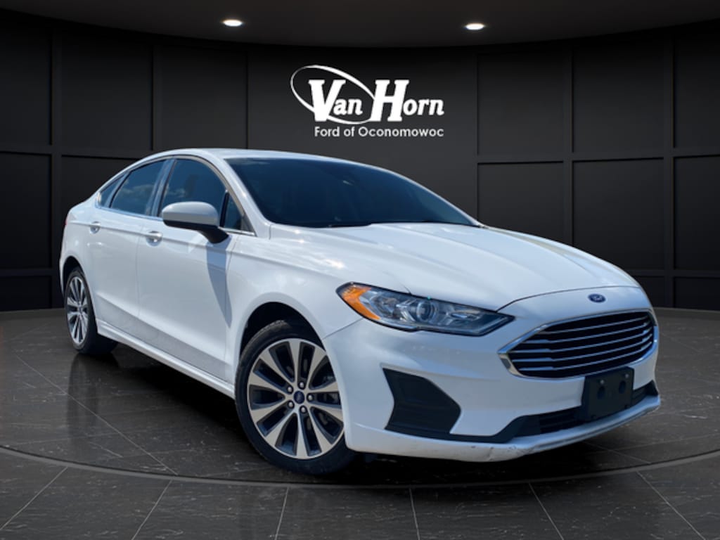 Used 2020 Ford Fusion SE Sedan