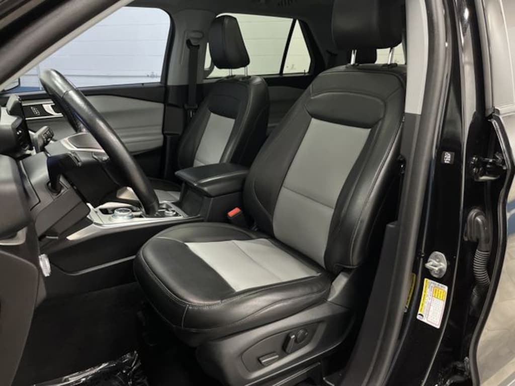 Used 2022 Ford Explorer XLT SUV