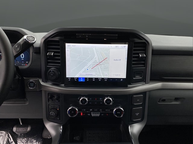 2025 Ford F-150 XLT - Photo 8