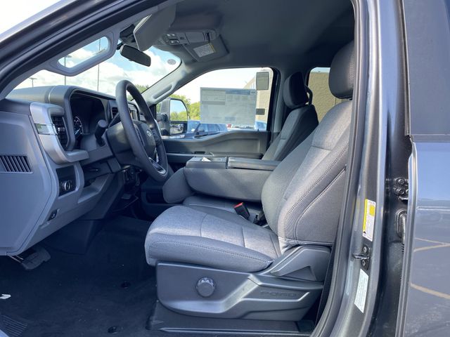 2026 Ford F-350 photo 4