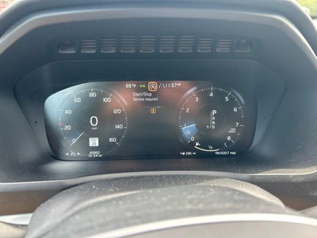 Used 2017 Volvo XC90 T6 Momentum SUV