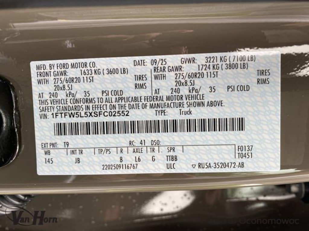 New 2025 Ford F-150 Lariat Truck