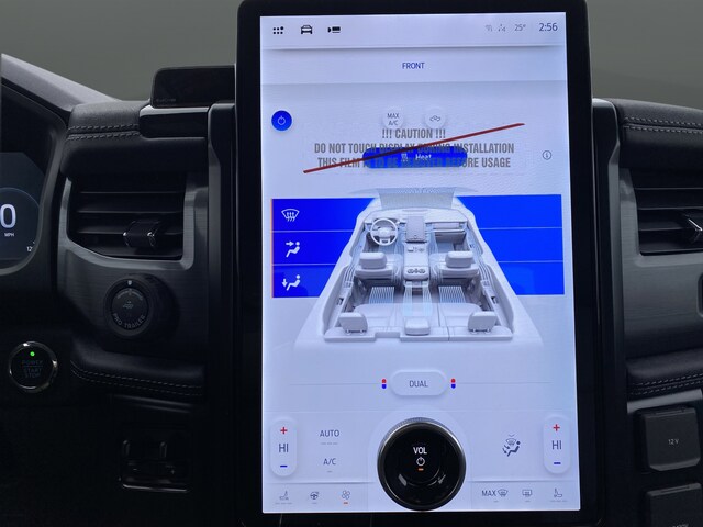 2025 Ford F-150 Lightning Flash - Photo 18
