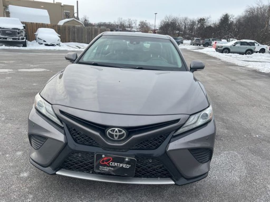 Used 2018 Toyota Camry XSE Sedan