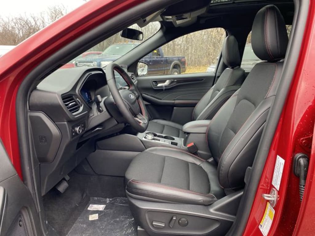 New 2026 Ford Escape Hybrid ST-Line Select SUV