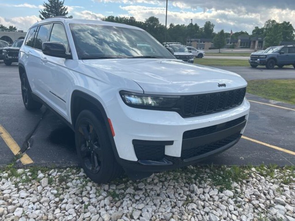 Used 2021 Jeep Grand Cherokee L Altitude SUV