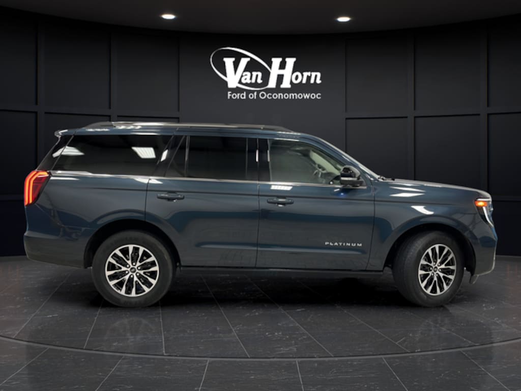 Used 2025 Ford Expedition Platinum SUV