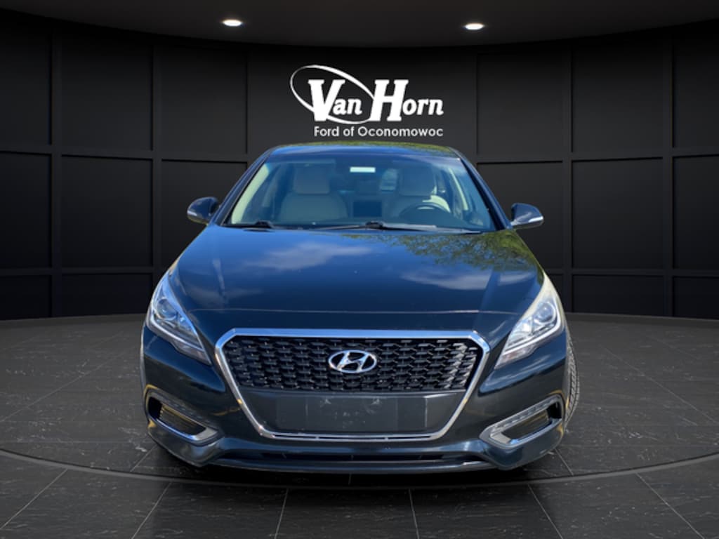Used 2016 Hyundai Sonata Hybrid SE Sedan