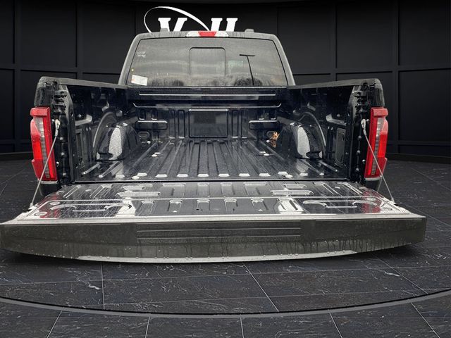 2025 Ford F-150 XLT - Photo 14