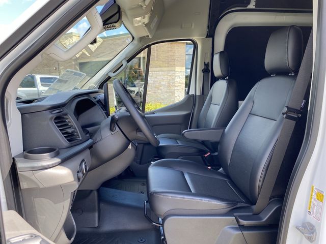 2025 Ford Transit photo 3