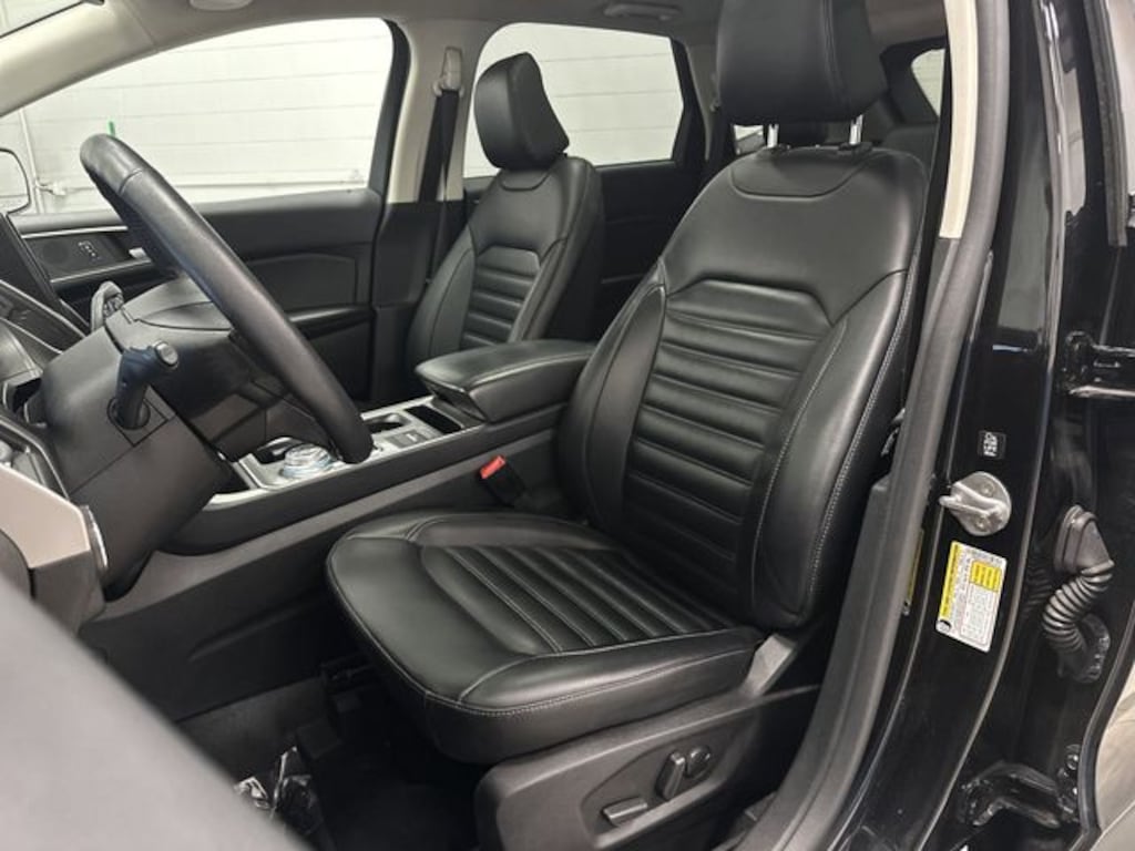 Used 2024 Ford Edge SEL SUV