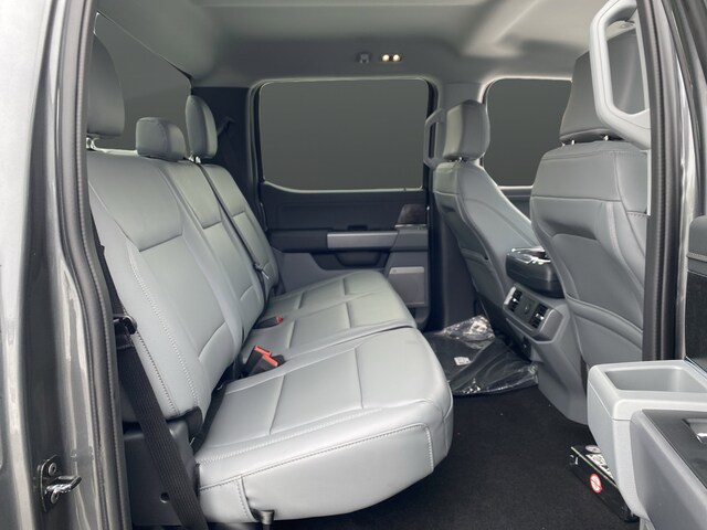 2025 Ford F-150 Lightning Flash - Photo 27